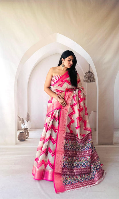 Soft Dola Silk Saree With Digital Printed Work