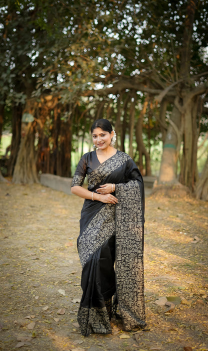 Black Handloom Raw Silk Saree With Contrast Weaving Work