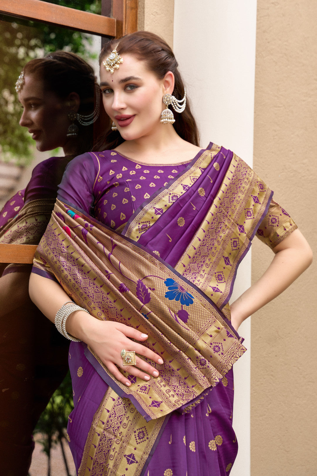 Traditional Magenta Paithani Silk Saree With Zari Weaving Work