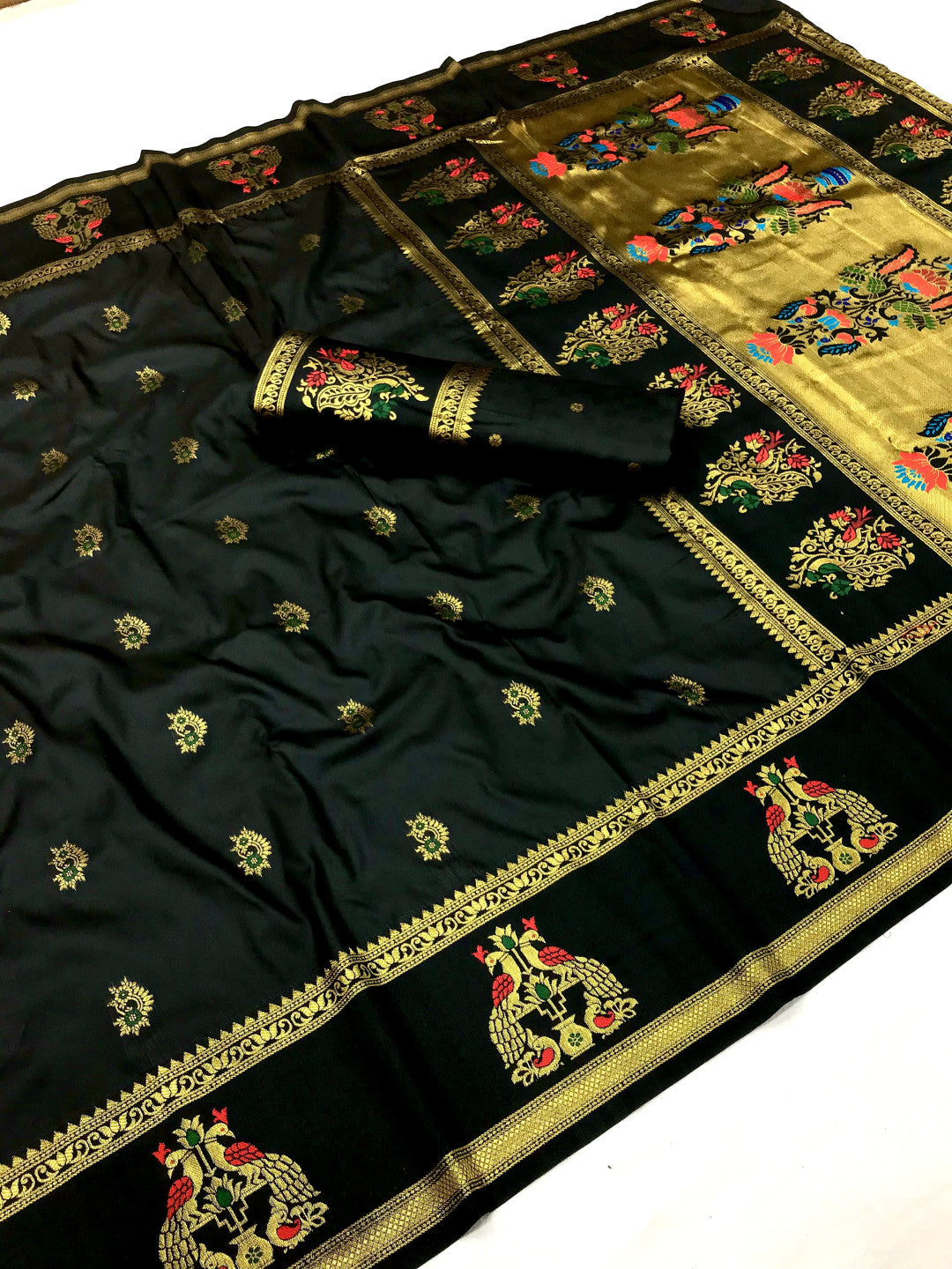 Black Paithani Silk Saree With Meenakari Zari Weaving Work