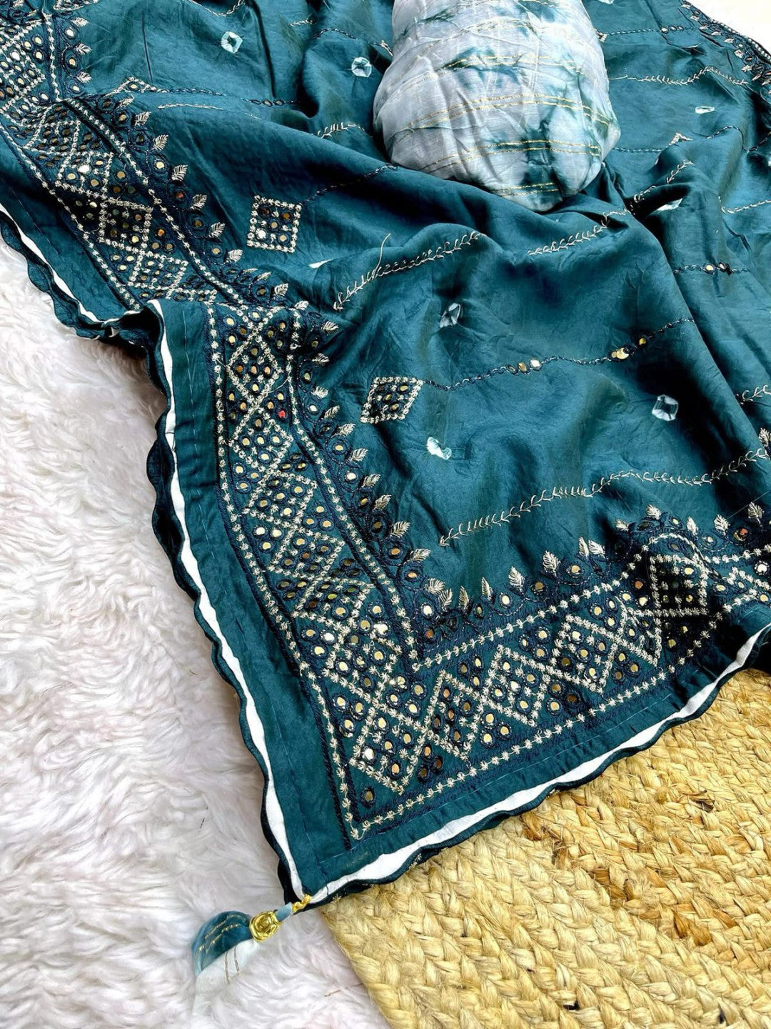 Firoji Soft Cotton Saree With Mirron & Thread Work