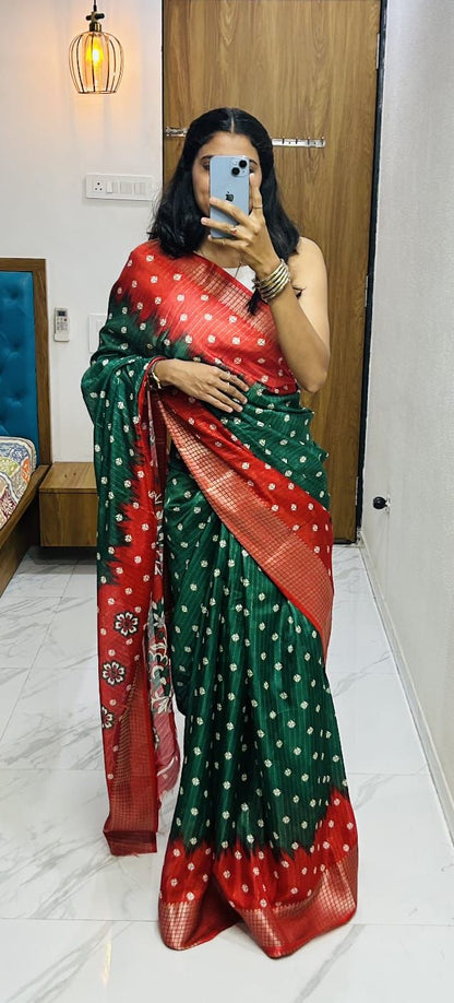 Bandhej Printed Dola Silk Saree With Kalamkari Printed Pallu
