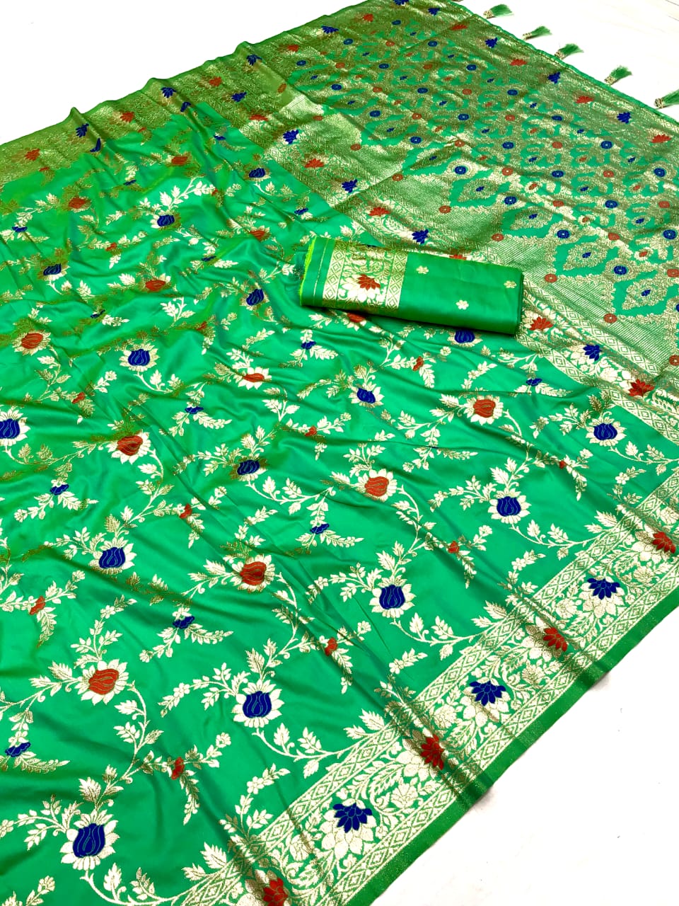 Light Green Banarasi Silk Saree With Meenakari Zari Weaving Work