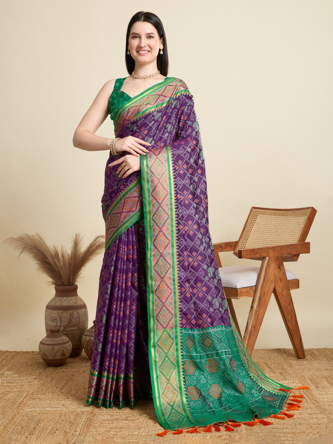 Magenta Traditional Patola Silk Saree With Weaving Work