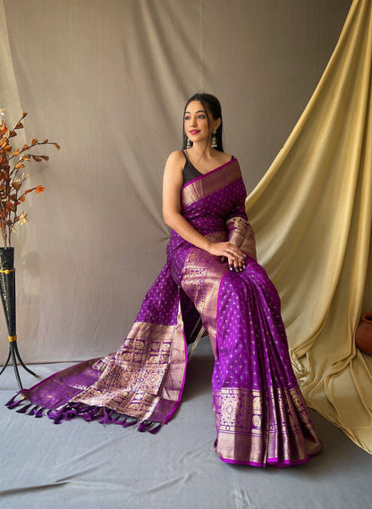 Banarasi Silk Saree With Zari Weaving Work