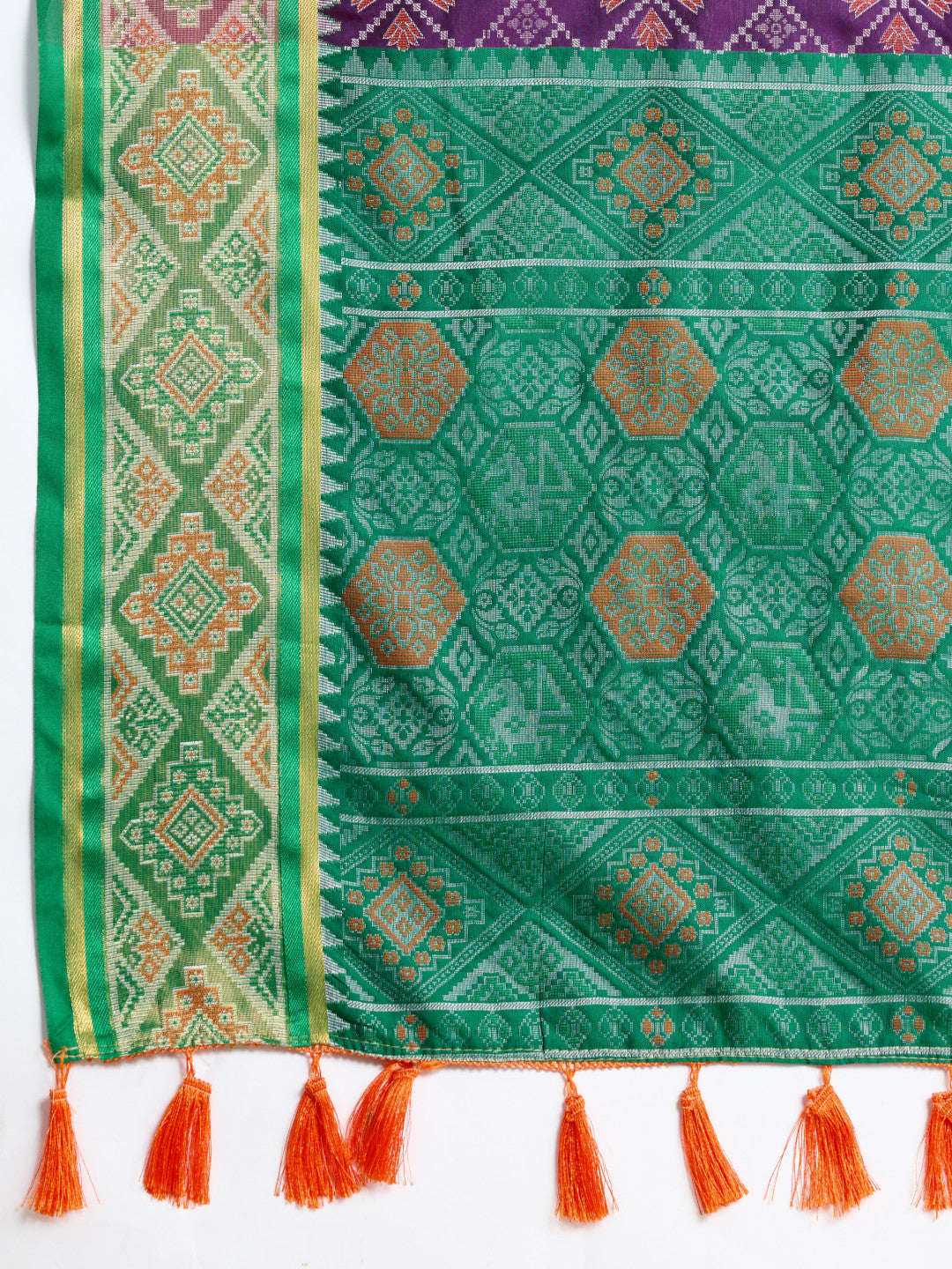 Magenta Traditional Patola Silk Saree With Weaving Work