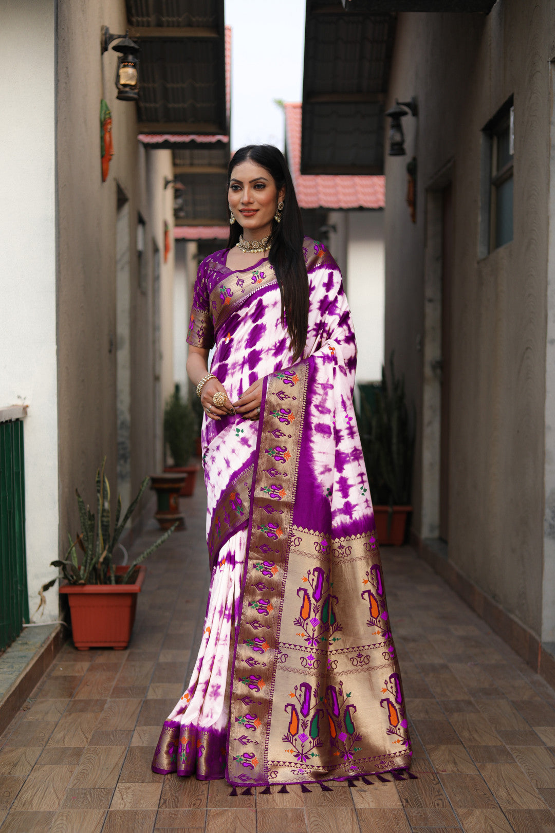 Magenta Color Dola Silk Saree With Shibori Print & Zari Weaving Work