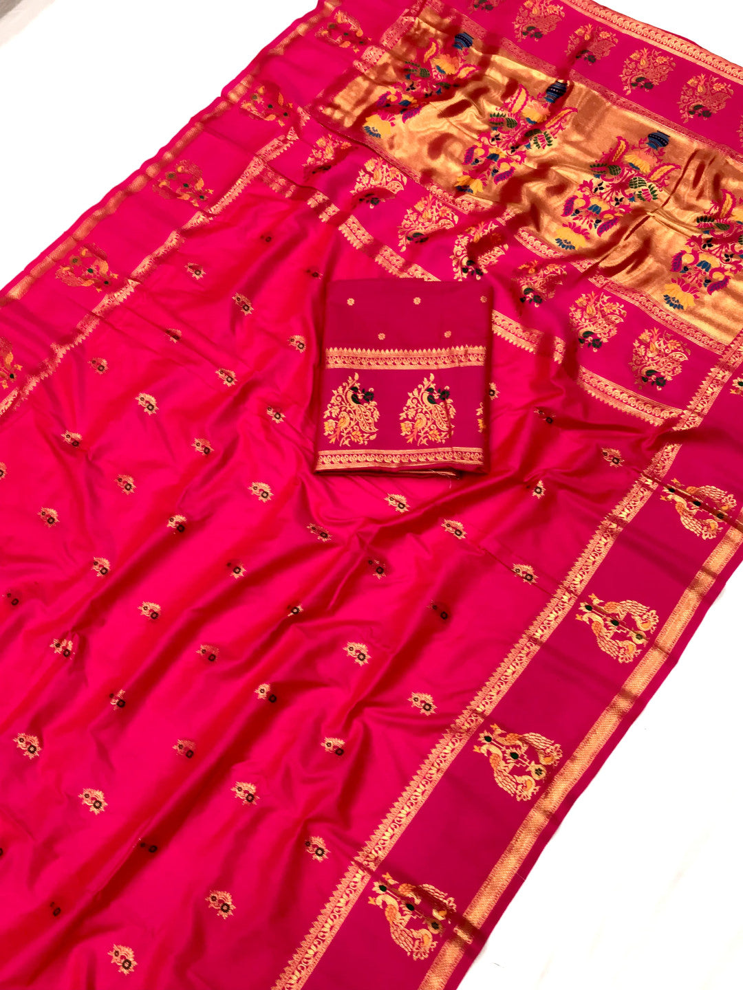 Rani Pink Paithani Silk Saree With Meenakari Zari Weaving Work
