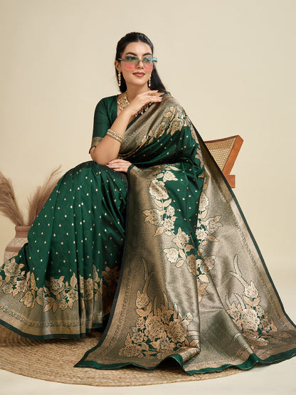 Dark Green Kanjivaram Silk Saree With Zari Weaving Border & Designer Rich Pallu