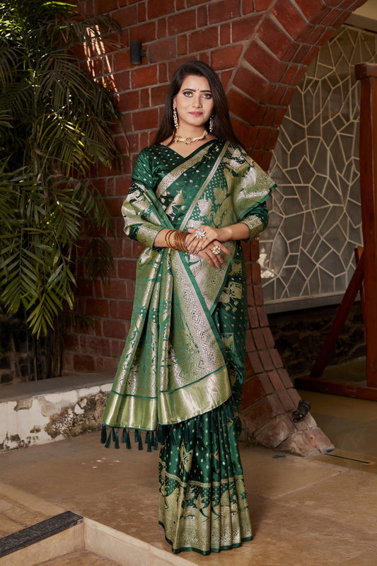 Green Kanjivaram Satin Silk Saree With Zari Weaving Butta & Rich Designer Pallu