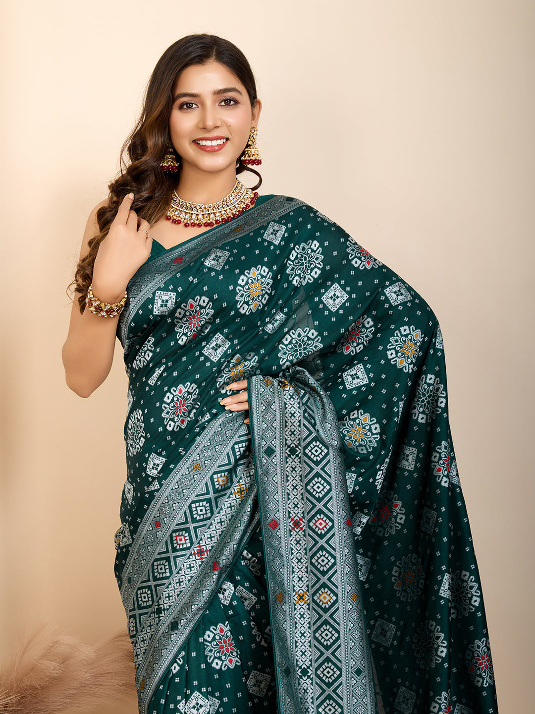 Green Traditional Muslin Dola Silk Saree With Meenakari Zari Weaving Work
