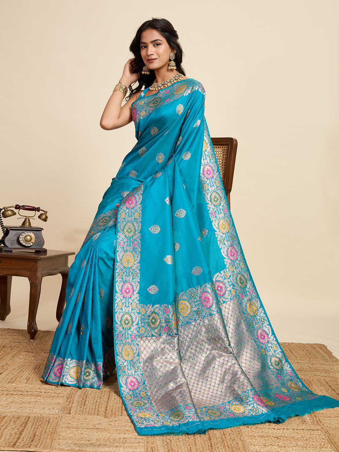 Traditional Firoji Color Jacquard Silk Saree With Zari Work