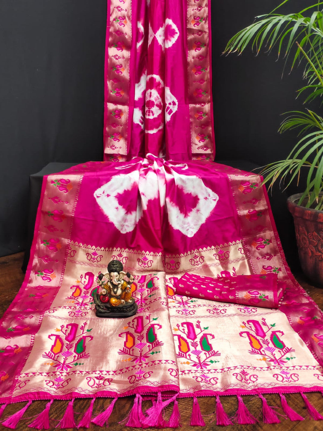 Rani Pink Color Soft Dola Silk Saree With Shibori Print & Zari Weaving Work