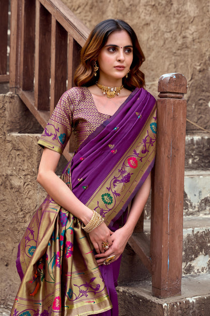 Traditional Magenta Paithani Silk Saree With Zari Weaving Work