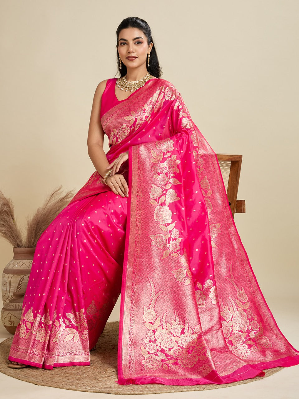 Pink Kanjivaram Silk Saree With Zari Weaving Border & Designer Rich Pallu