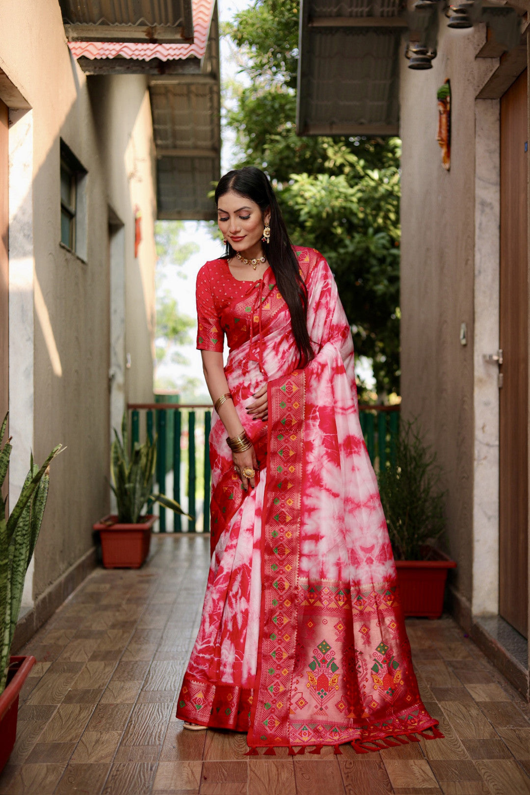 Red Color Dola Silk Saree With Shibori Printed Work