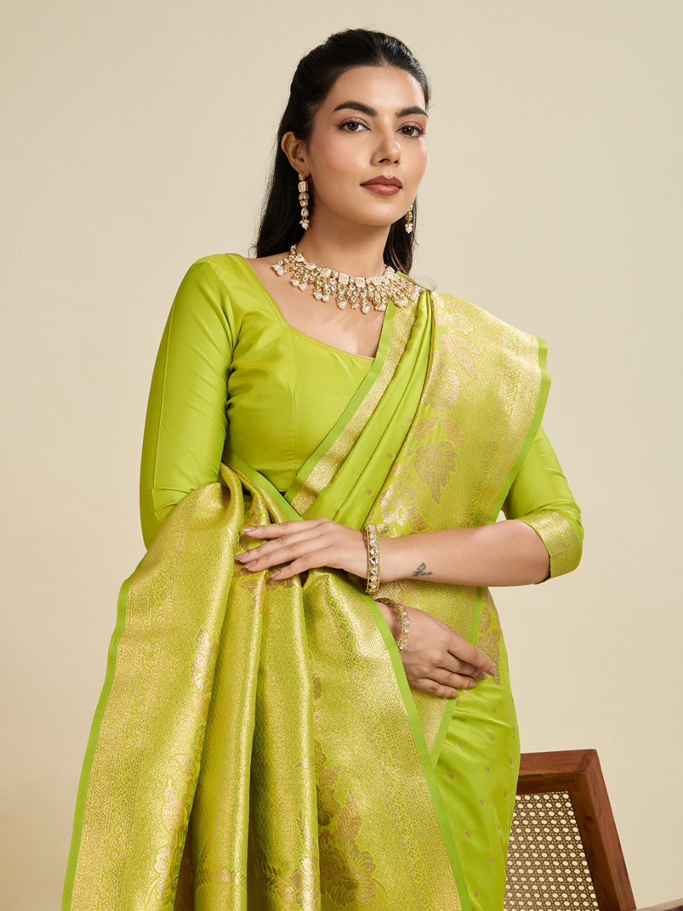 Parrot Green Kanjivaram Silk Saree With Zari Weaving Border & Designer Rich Pallu