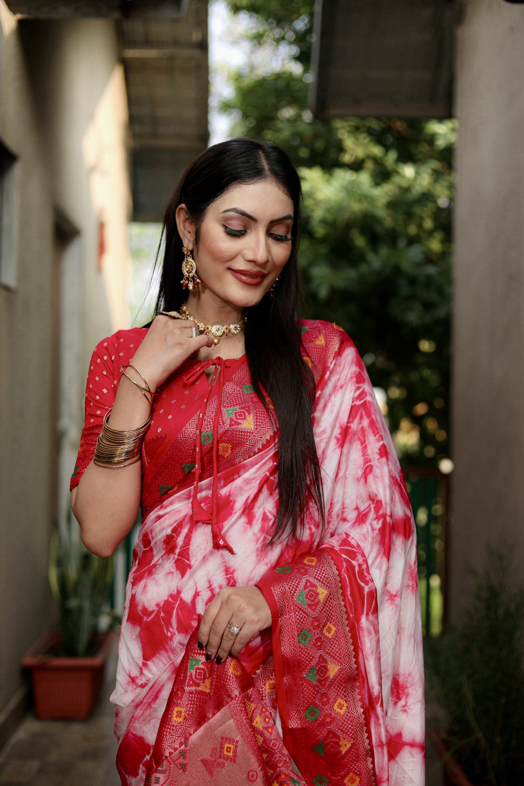 Red Color Dola Silk Saree With Shibori Printed Work