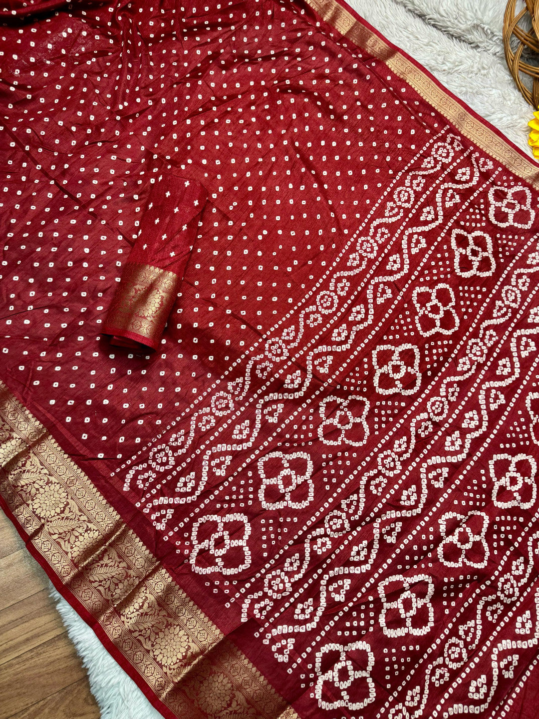 Dola Silk Bandhej Saree With Zari Border