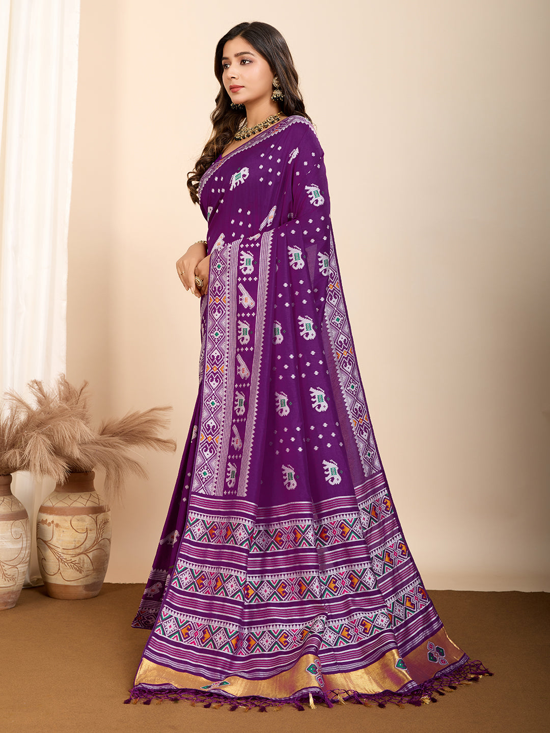 Traditional Muslin Dola Silk Saree With Meenakari Zari Weaving Work