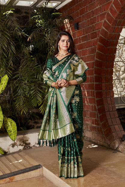 Green Kanjivaram Satin Silk Saree With Zari Weaving Butta & Rich Designer Pallu