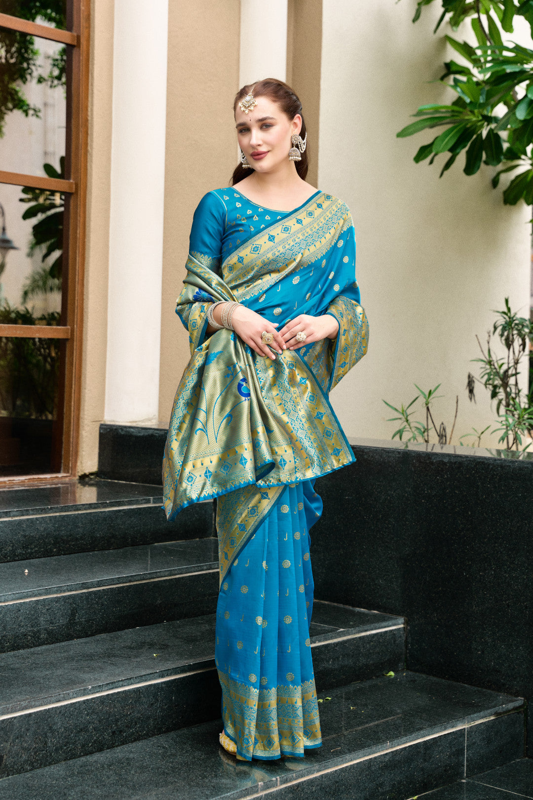 Traditional Firoji Paithani Silk Saree With Zari Weaving Work