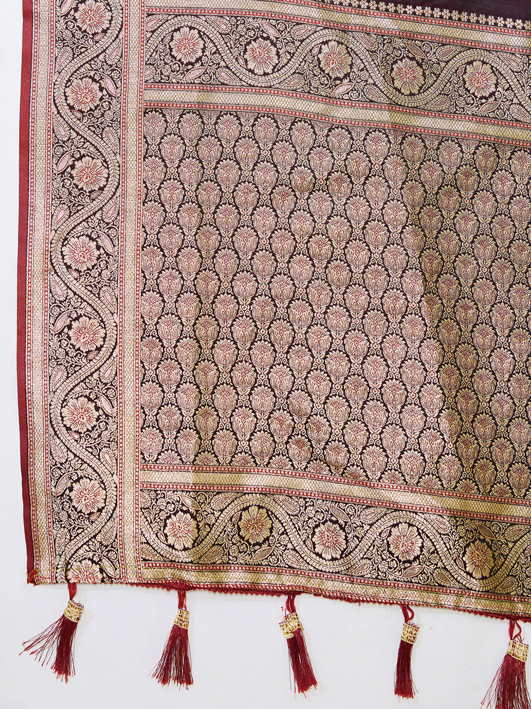 Magenta Soft Satin Silk Saree With Gala Border And Zari Weaving Work