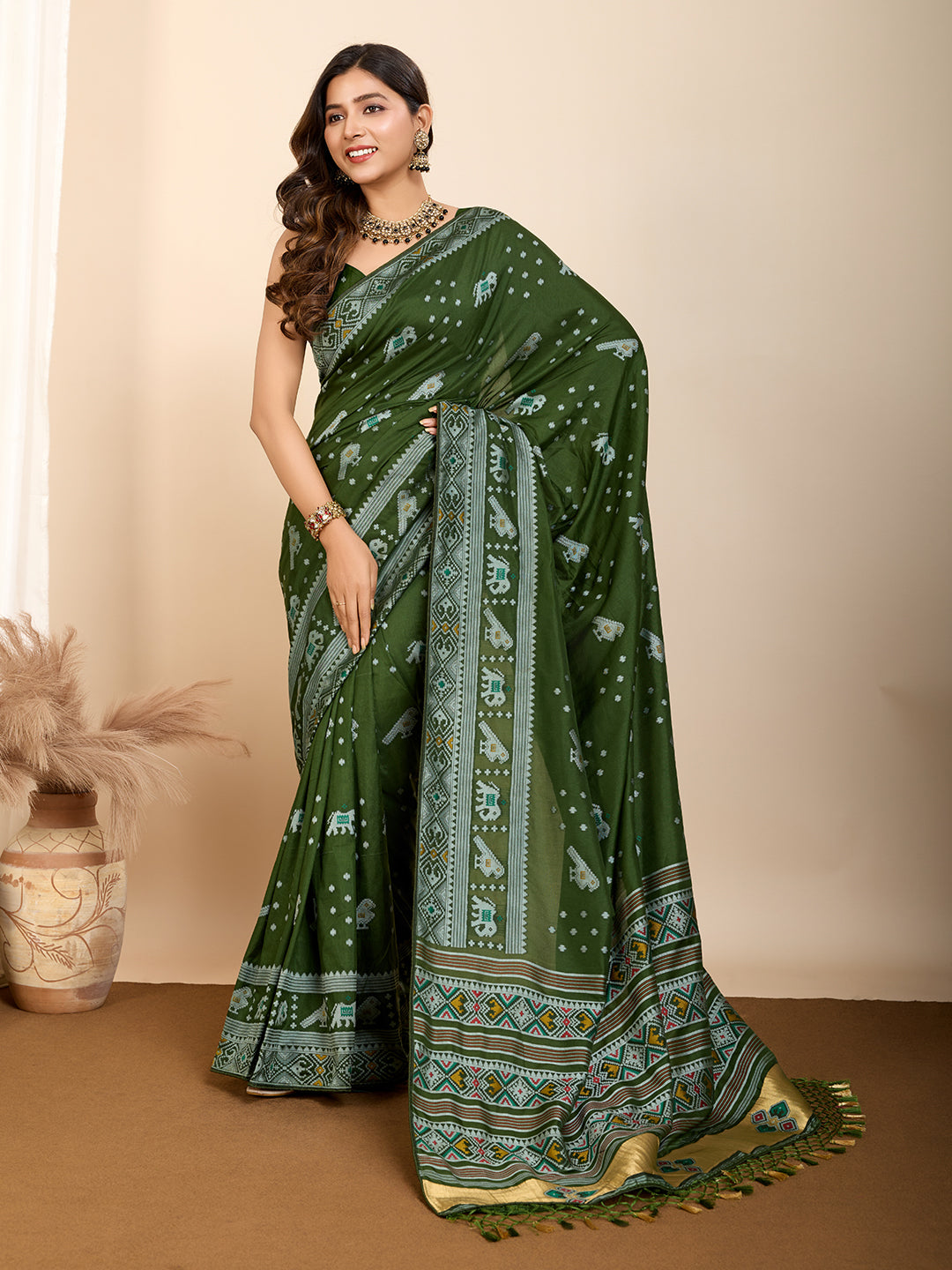 Traditional Muslin Dola Silk Saree With Meenakari Zari Weaving Work