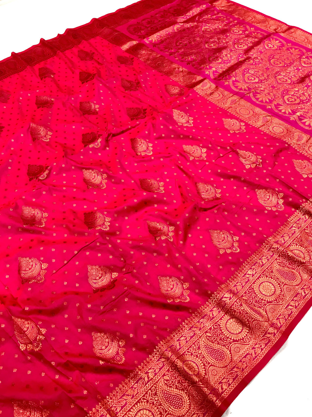 Pink Elegant Banarasi Silk Saree With Copper Zari Woven Work