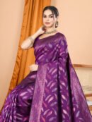 Magenta Traditional Banarasi Silk Saree With Zari Weaving Work