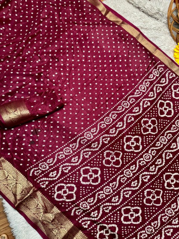 Magenta Dola Silk Bandhej Saree With Zari Border - Image 2