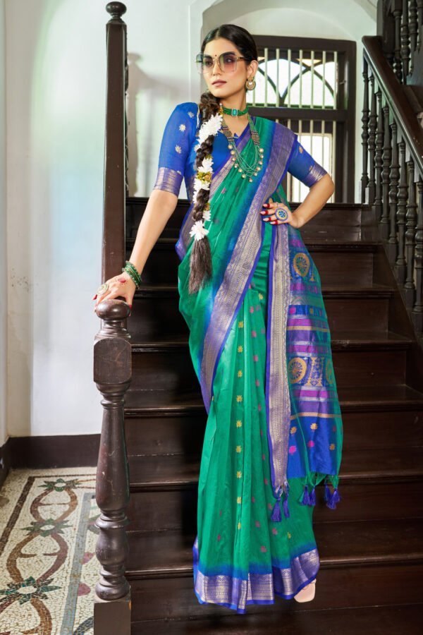 Green handloom raw silk saree with zari weaving work