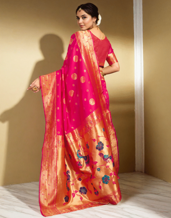 Pink Paithani Silk Saree With Zari Weaving Work - Image 4