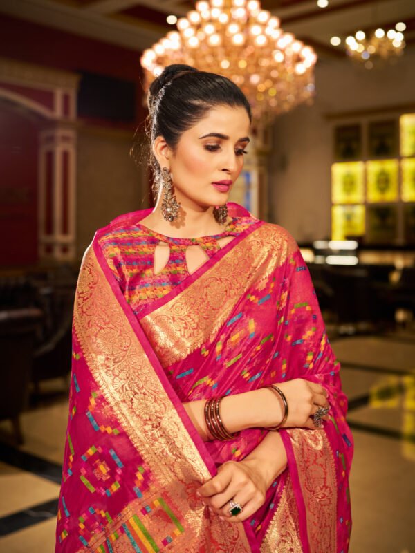 Pink Soft Organza Silk Saree With Zari Weaving Work - Image 3