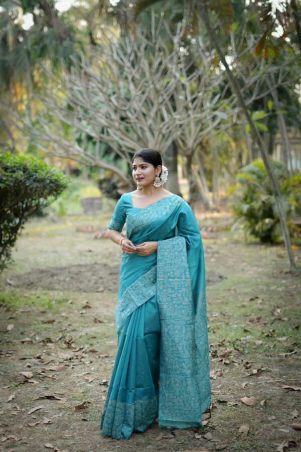 Firoji handloom raw silk saree with contrast weaving work