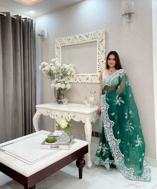 Green Color Organza Silk Saree With Embroidery Work - Image 4