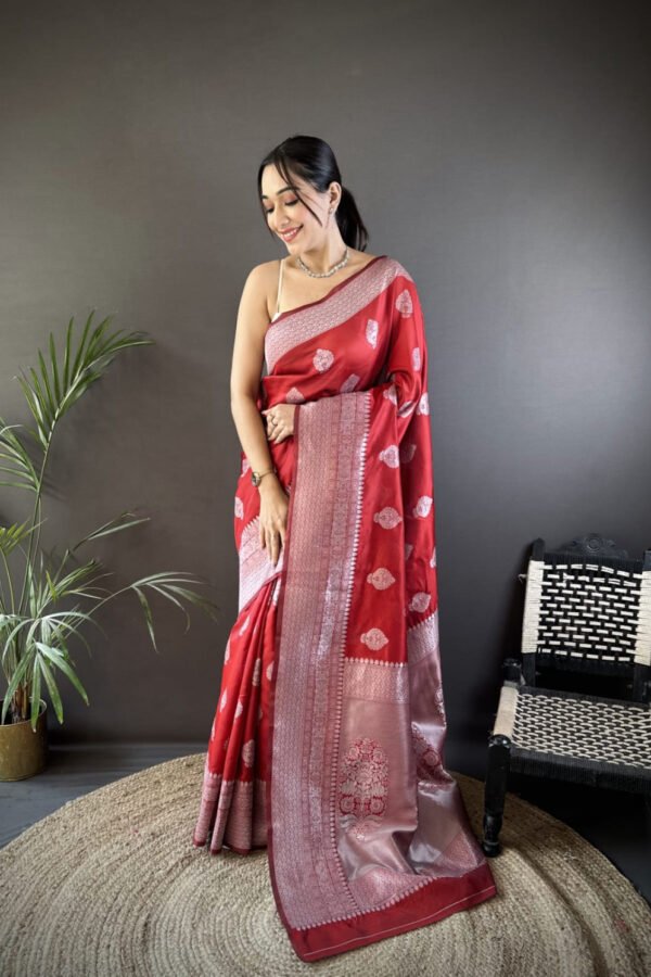 Red Traditional Banarasi Silk Saree With Zari Weaving Work